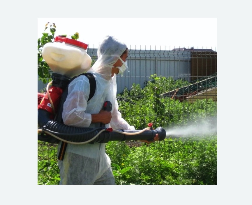 Акарицидная обработка территории в Боброве